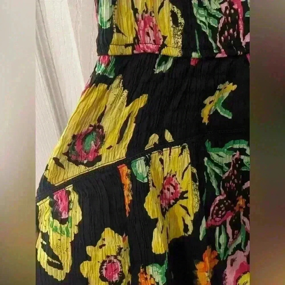 Urban Outfitters NWOT Aubrey floral off shoulder mini dress size medium - Picture 7 of 11